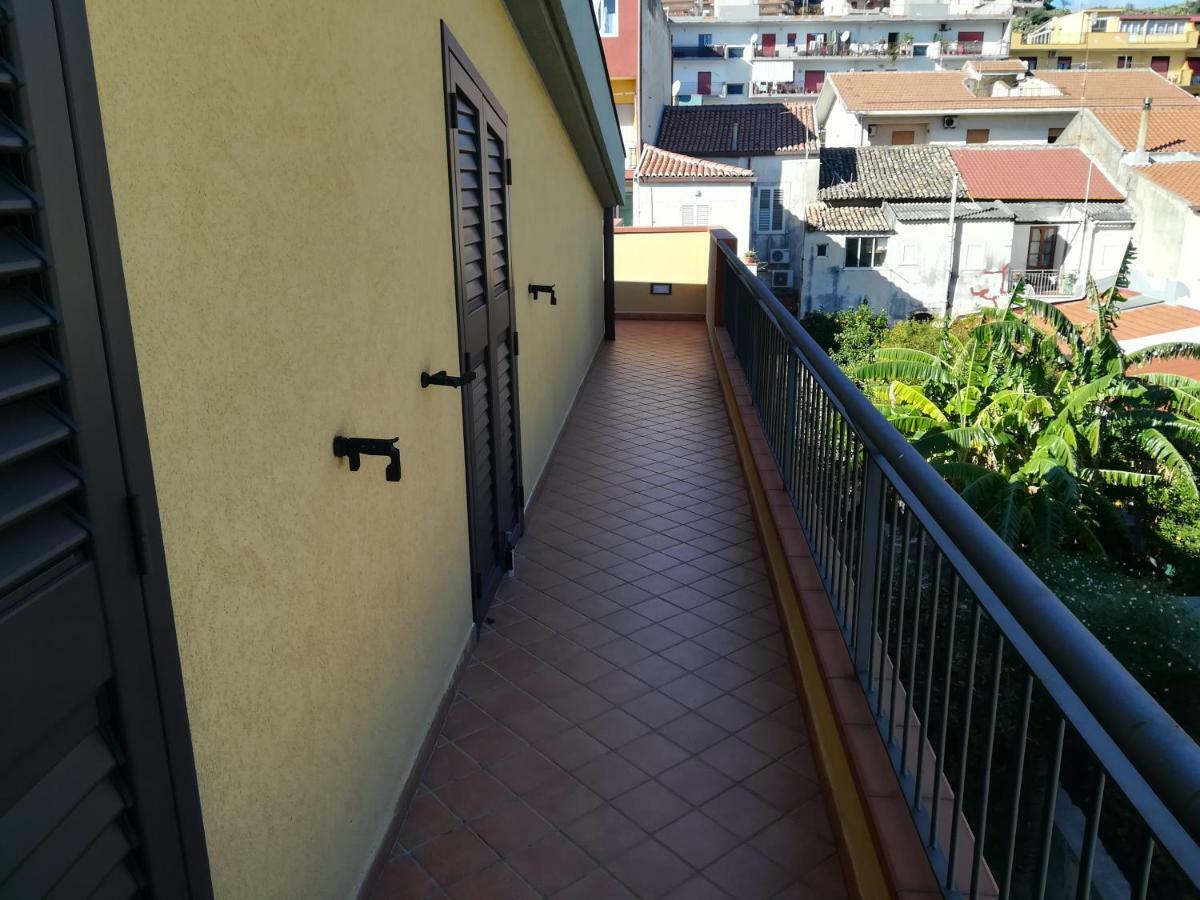 Apartamento Casa Carmelo Nizza di Sicilia Exterior foto